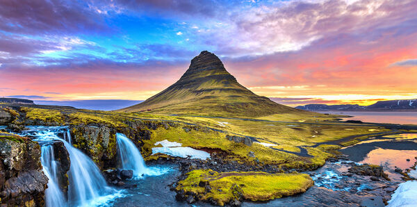 Premium Iceland Explorer Tours and ocean cruise holiday experience